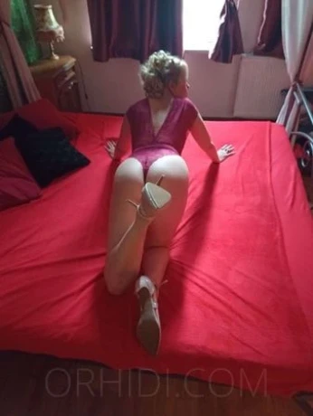 Amanda *GANZ NEU* — 8 / 9