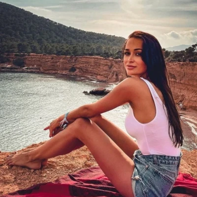 Kiervi, Escort, Paris