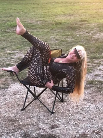 Deutfranz Expertin Anja Ganz Priv Nahe Flughafen — 21 / 23