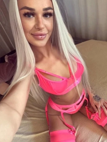 Deutsche Luna Marie — 9 / 14