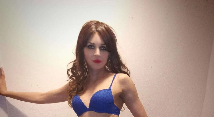 Sonya 01 — 2 / 5