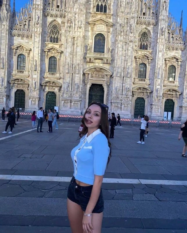 Лола, Escort, Dubai
