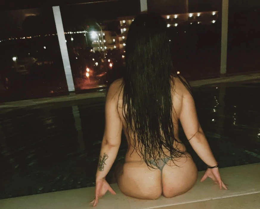 Tina, Escort, S'Arenal
