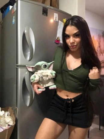 Renatinha Brasil — 9 / 12