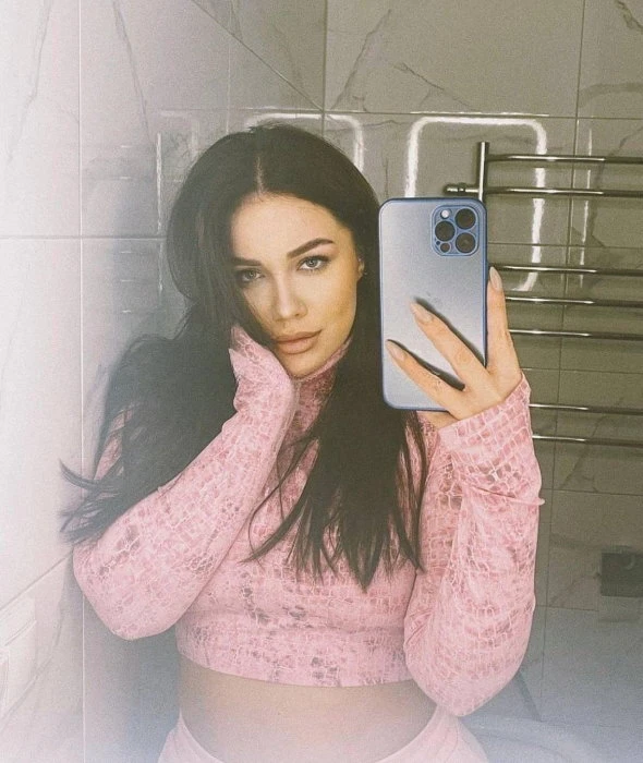 Aleksa — 3 / 7