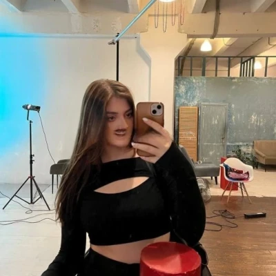 Varvara, Escort, Paris