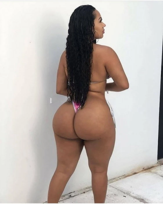 Bridget, Escort, Ahmadi
