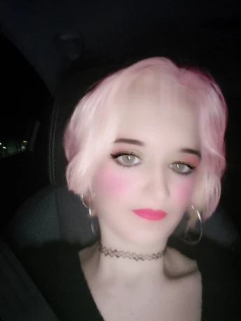 Destiny White — 10 / 18