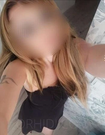 Dorota, Escort, Munster