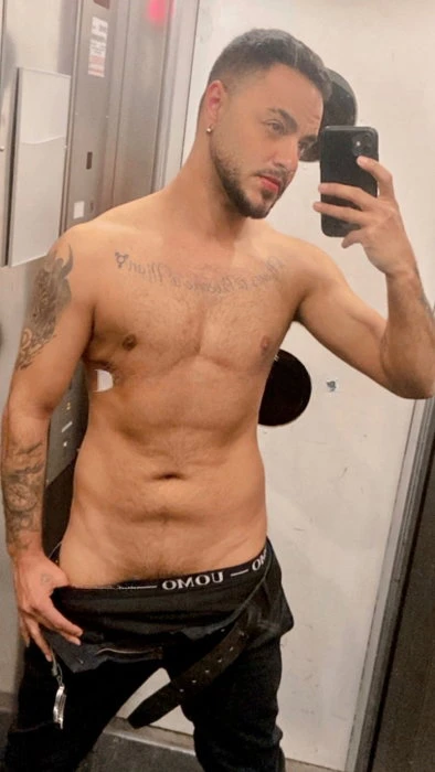 Nicco — 3 / 8