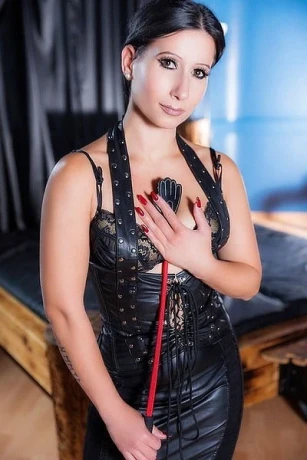 Lady Jacky Im Studio Centric — 13 / 14