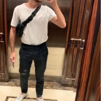 Arik, Escort, Manama