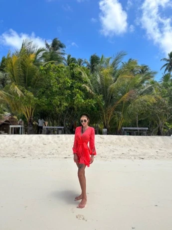 Michelle — 12 / 14