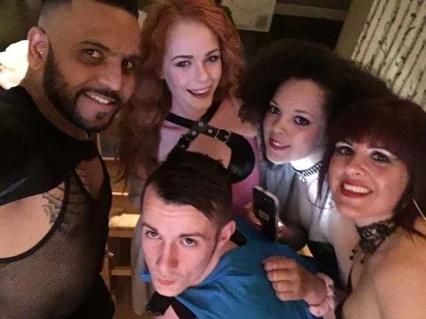 PoshGirlGoneBad94 — 14 / 18