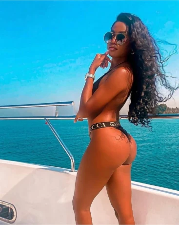 Naomi Carter — 5 / 7