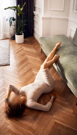 Ab 0508 Desiree Graff Massage — 1 / 5