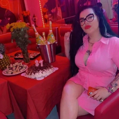 Roxi Hot, Escort, Munich