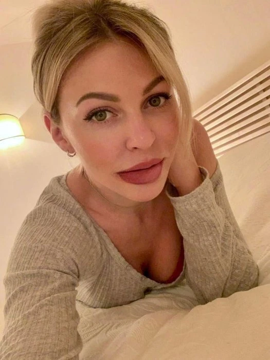 Jessika — 2 / 6