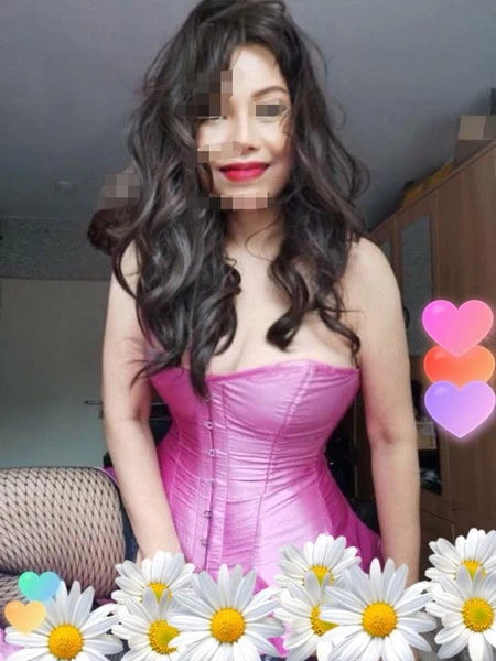Mi Linda, Escort, Dresden