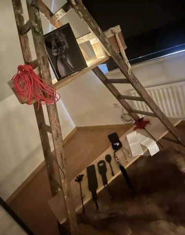 Wie Wie Wie Wie — 4 / 5