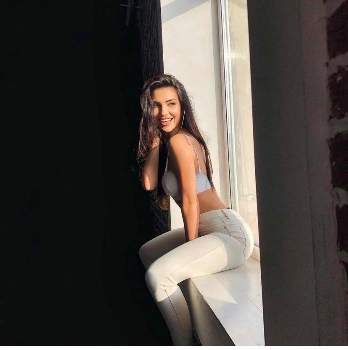 Nika, Escort, Istanbul
