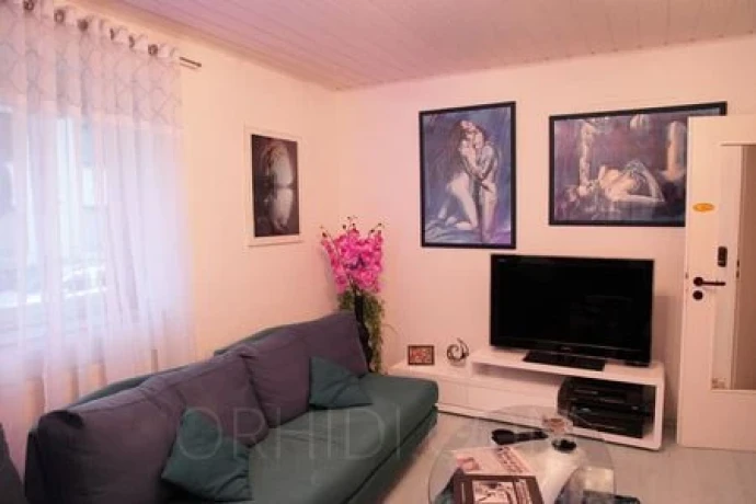 DOLCE-VITA — 2 / 3