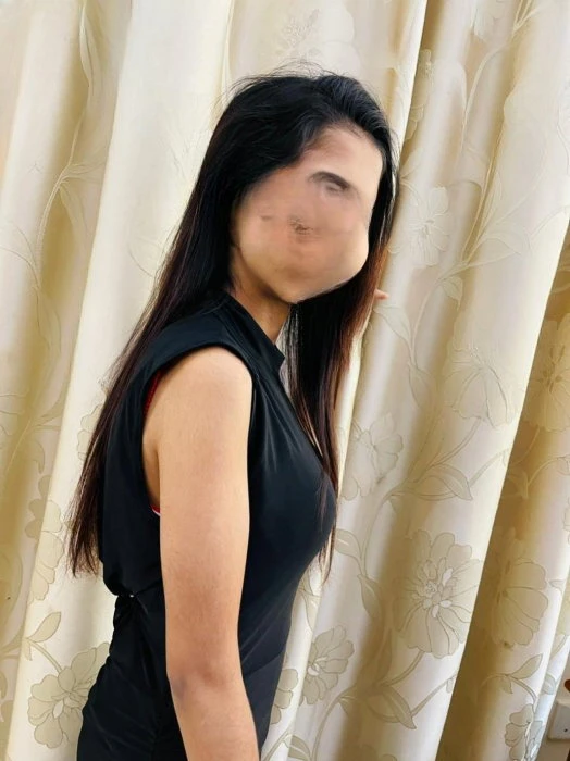Riya — 2 / 3