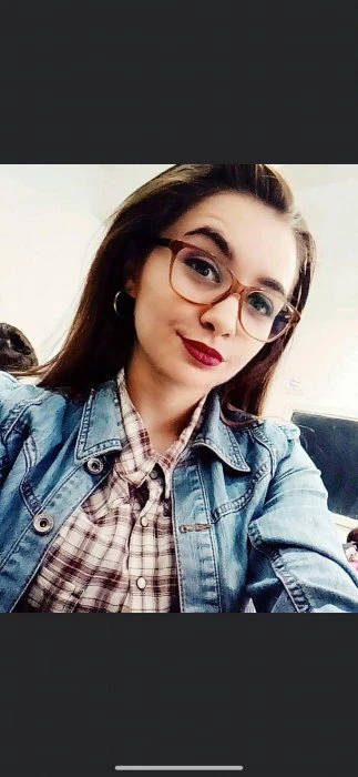 Andreea enache, Escort, Luton