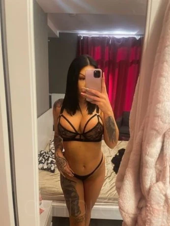 Dirty Cora Deutsch — 4 / 11