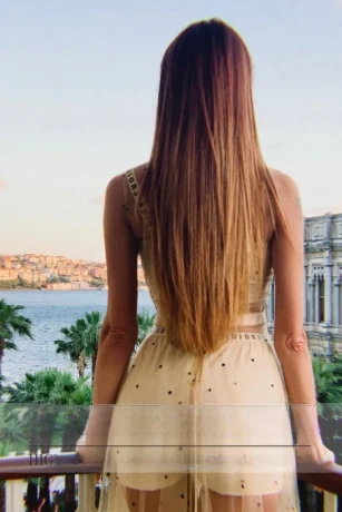 Issey Miyake — 3 / 5