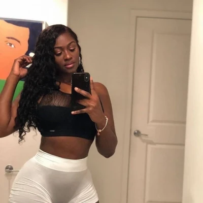 Kween, Escort, Al Farwaniyah