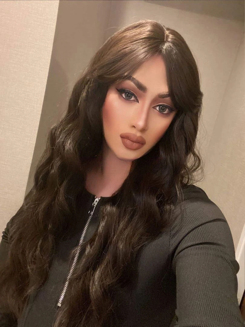 Silkynutmeg, Escort, Makati