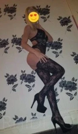 Student Bella — 9 / 12