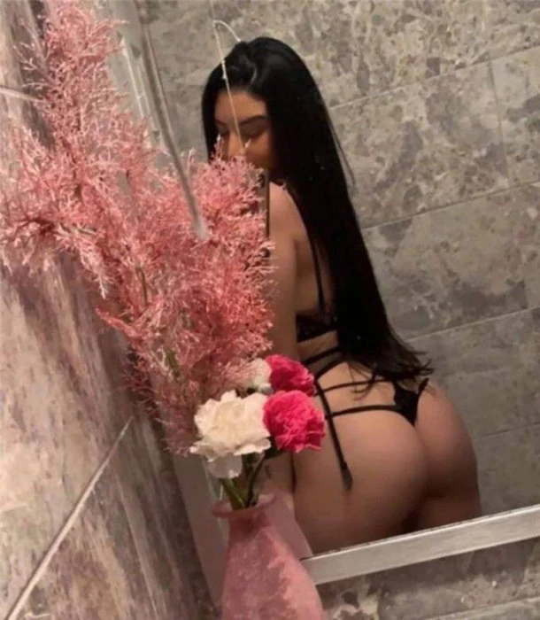 Karina, Escort, Nantes