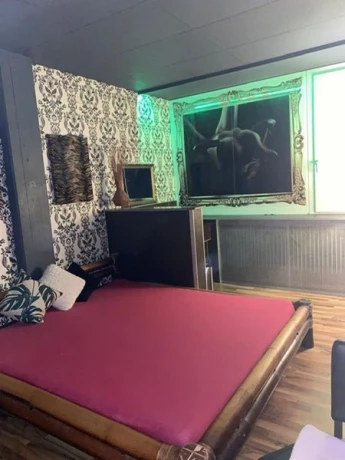 Eroscenter Crazy Jungle — 2 / 3