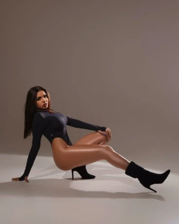 Lorena Muniz — 3 / 7