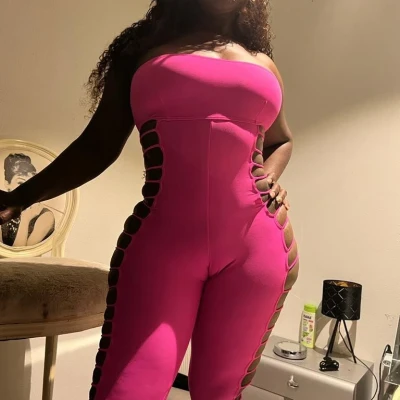 Debora Die Schwarze Perle, Escort, Menziken
