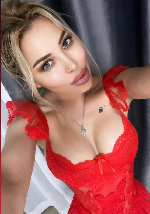 Kristina — 8 / 12