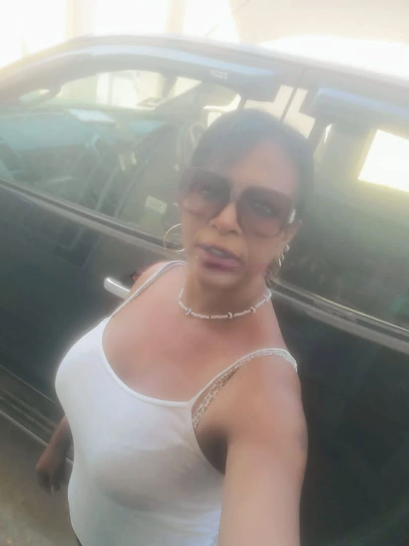 Alexandra, Escort, Machala