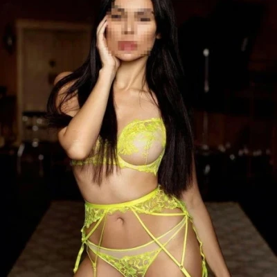 Celine, Escort, Den Haag