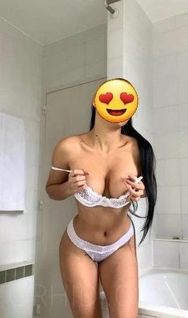 Alina — 2 / 5