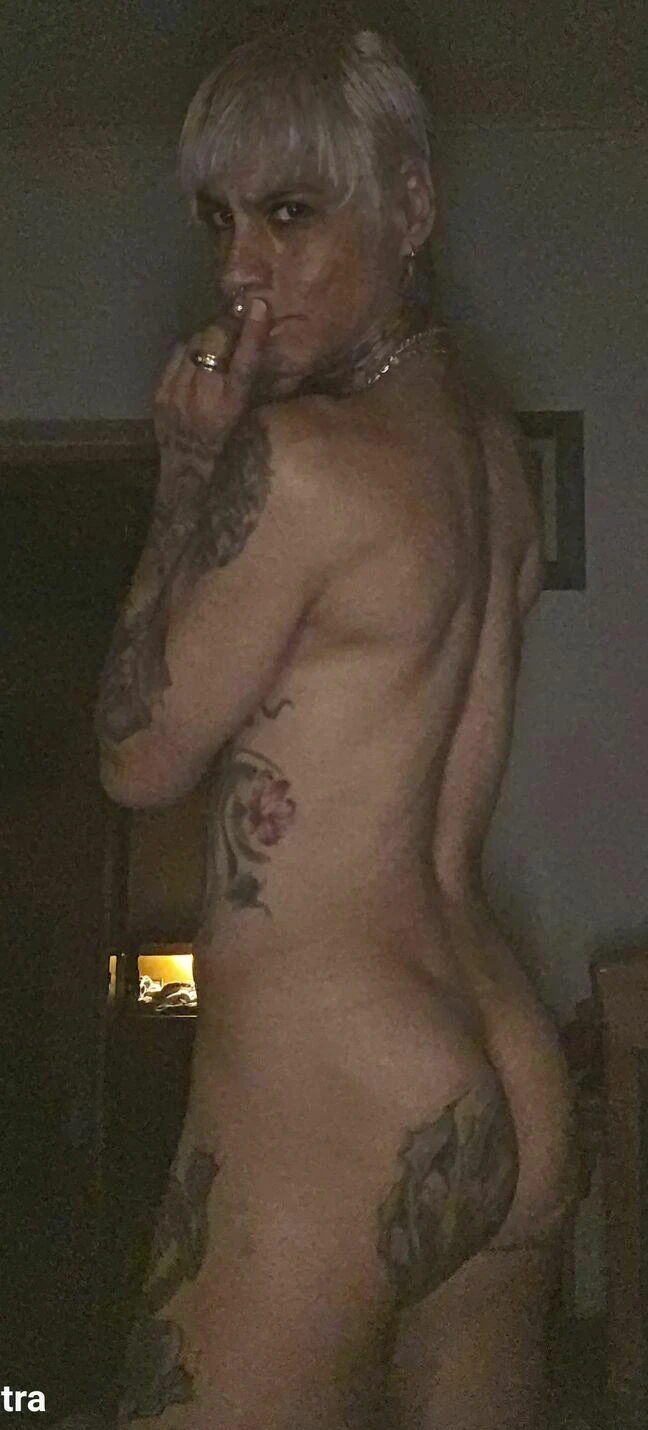 Nilliy — 4 / 6