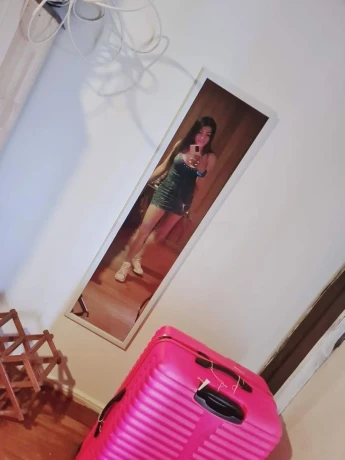 Bella Larizza — 8 / 12