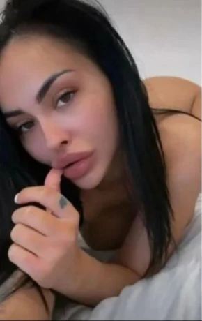 Jenifferhot — 1 / 4