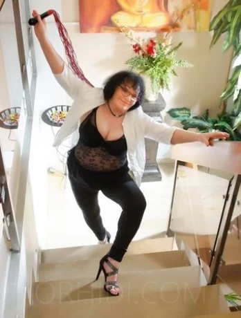 Madlen - 67  jährige reife Lust — 4 / 5