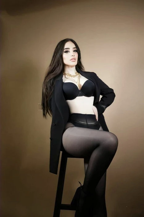 Renata, Escort, Dubai