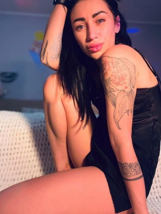 Maryana — 2 / 3