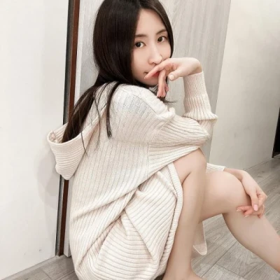 Alis, Escort, Prague