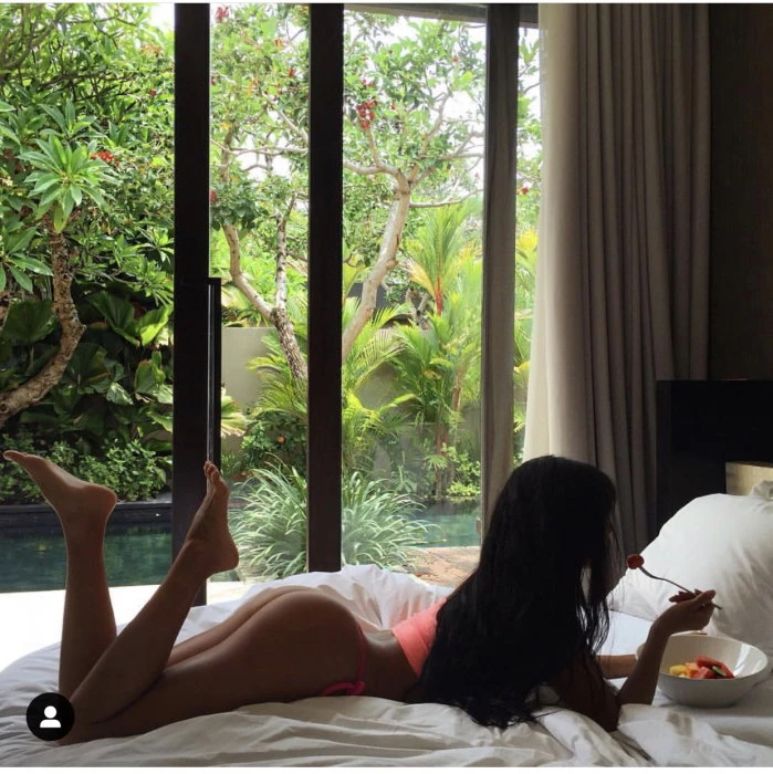Mila — 3 / 4