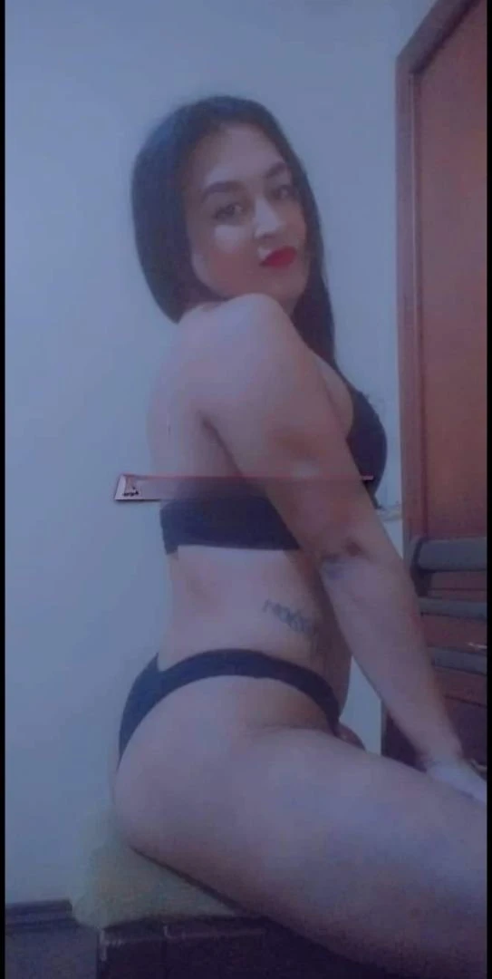 Lesly Dávila — 3 / 5